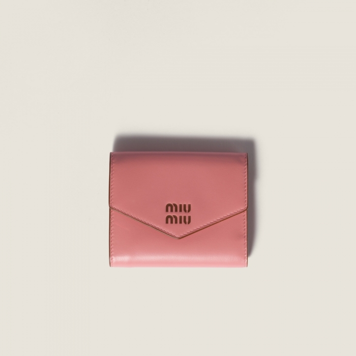 Miu Miu Small leather wallet Camelia / Cognac