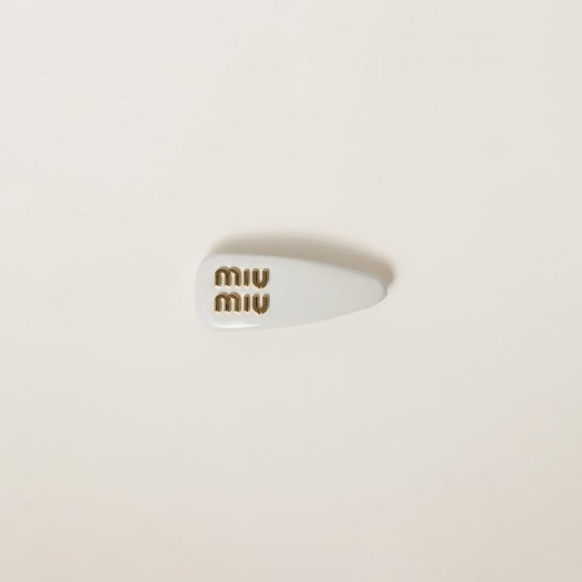 Miu Miu Patent leather hair clip - White