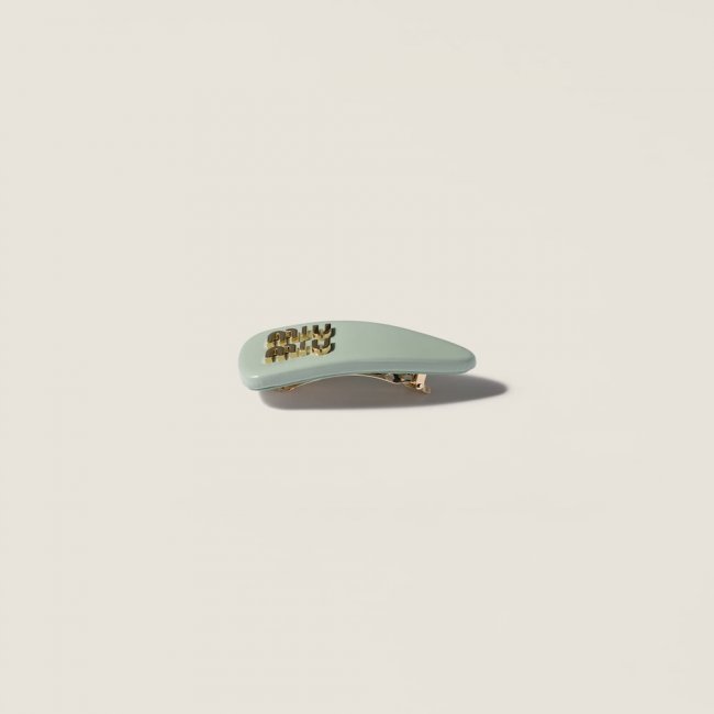 Miu Miu Patent leather hair clip - Powder Blue