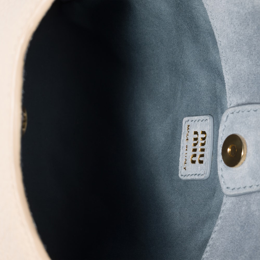 Miu Miu Leather bucket bag Travertine / Periwinkle