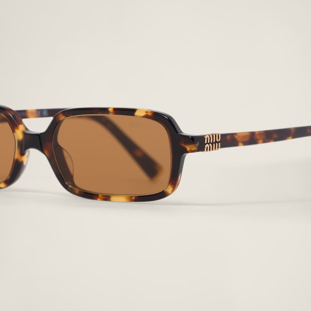 Miu Miu Regard sunglasses - Camel Beige Lenses