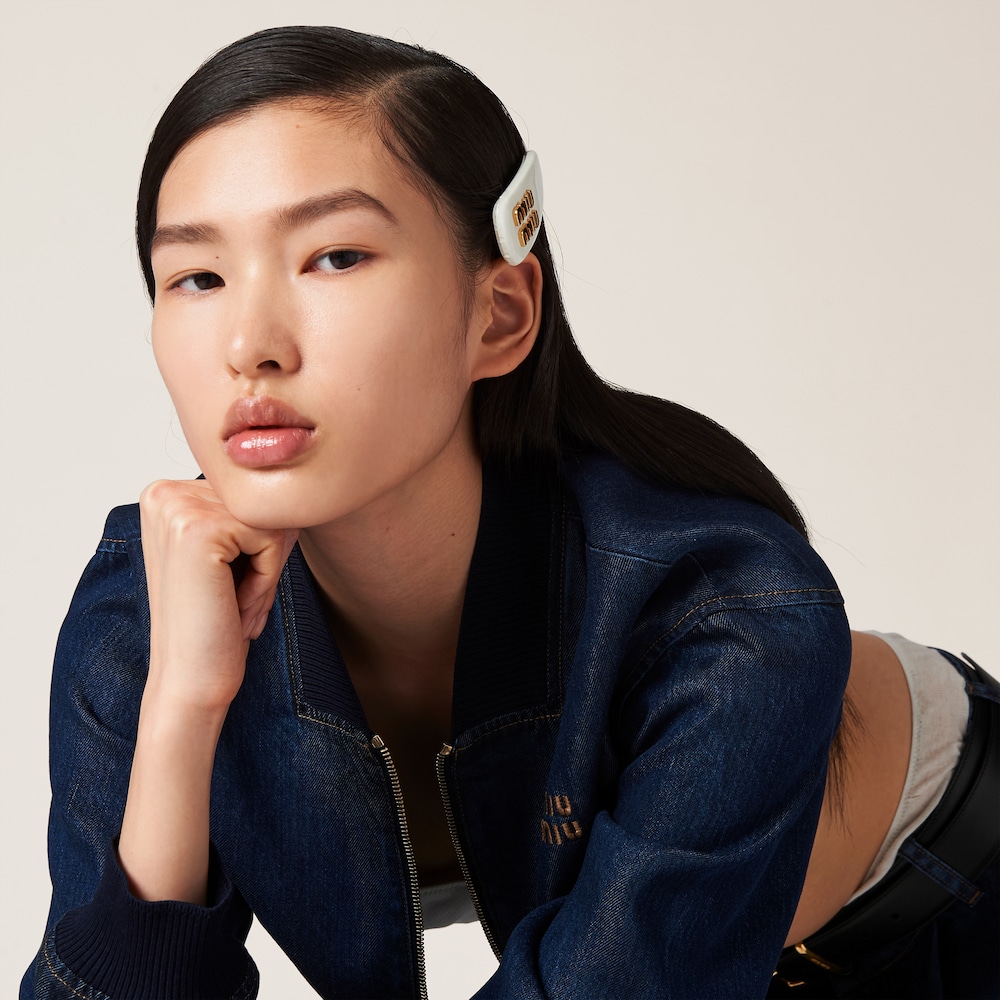 Miu Miu Patent leather hair clip - White