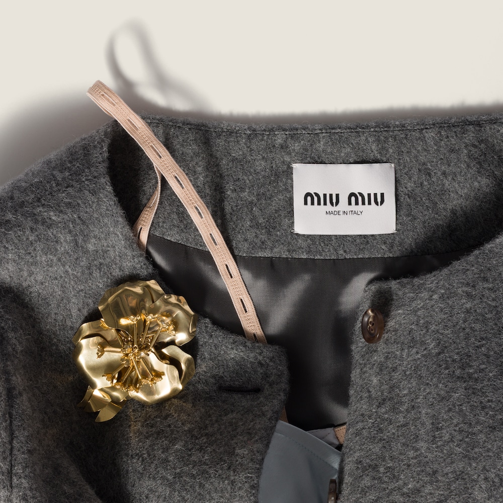 Miu Miu Metal brooch with crystals Gold / Crystal