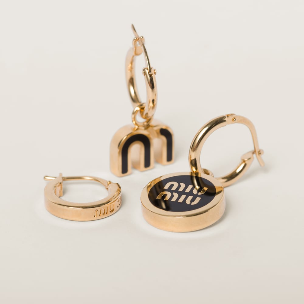 Miu Miu Set of enameled metal earrings Black