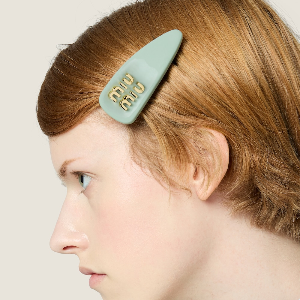 Miu Miu Patent leather hair clip - Powder Blue